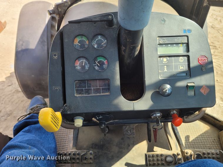 image for item DG3525 1984 John Deere 4650  MFWD tractor