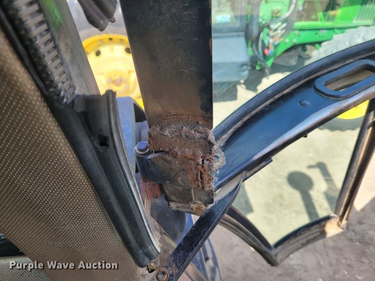 image for item DG3525 1984 John Deere 4650  MFWD tractor