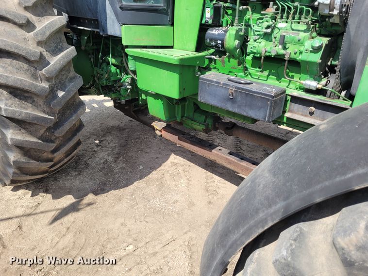 image for item DG3525 1984 John Deere 4650  MFWD tractor