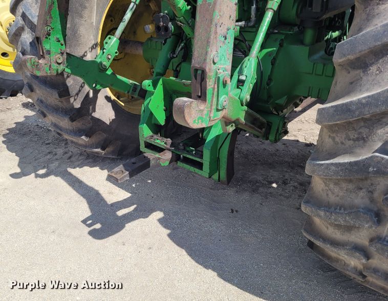 image for item DG3525 1984 John Deere 4650  MFWD tractor