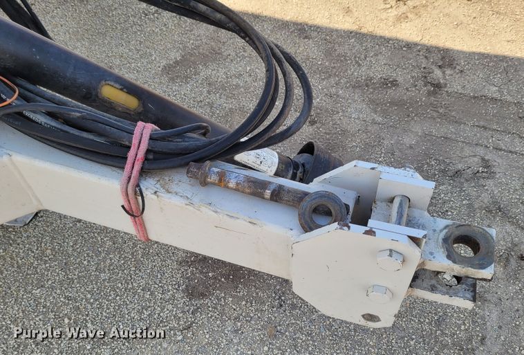 image for item DG3526 2015 Kuhn Knight 4052  feed mixer