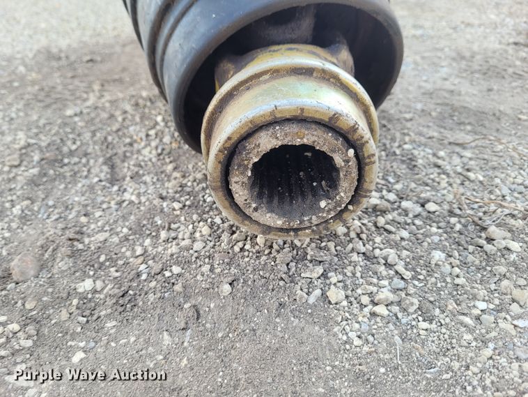 image for item DG3526 2015 Kuhn Knight 4052  feed mixer