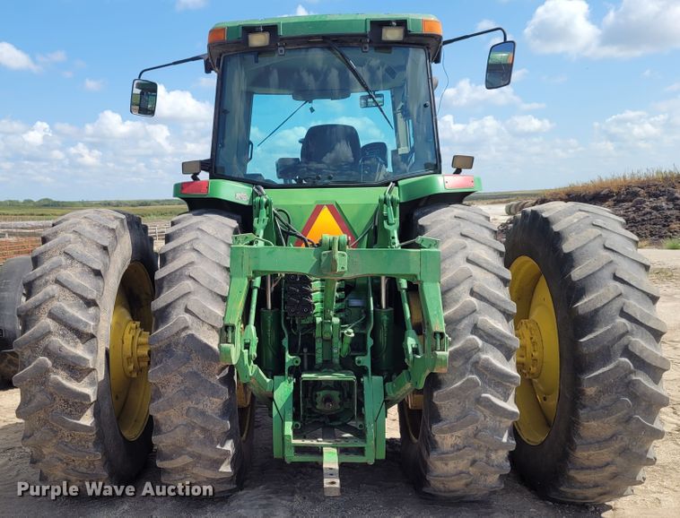 image for item DG3527 1997 John Deere 8400  MFWD tractor