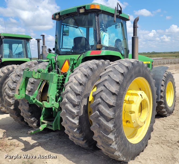 image for item DG3527 1997 John Deere 8400  MFWD tractor