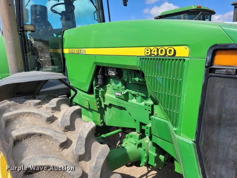 image for item DG3527 1997 John Deere 8400  MFWD tractor