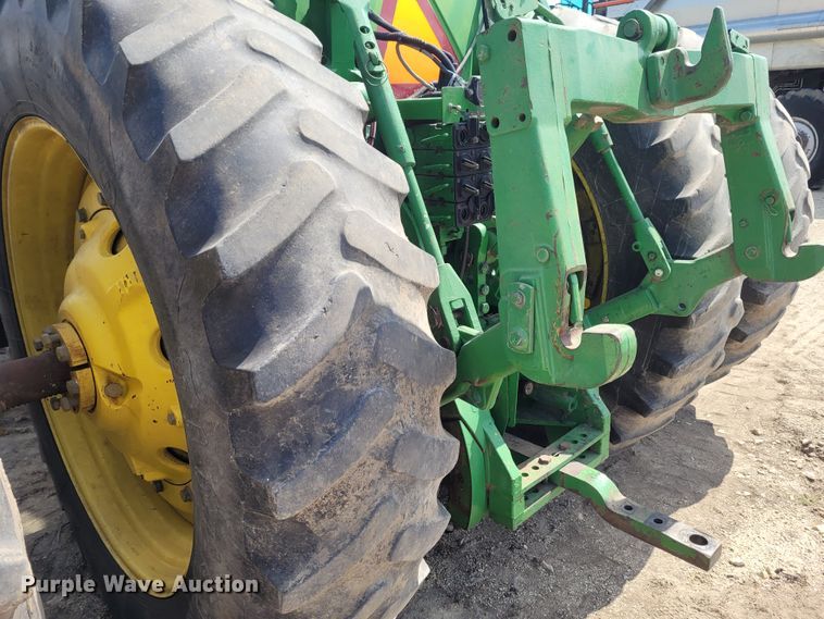 image for item DG3527 1997 John Deere 8400  MFWD tractor