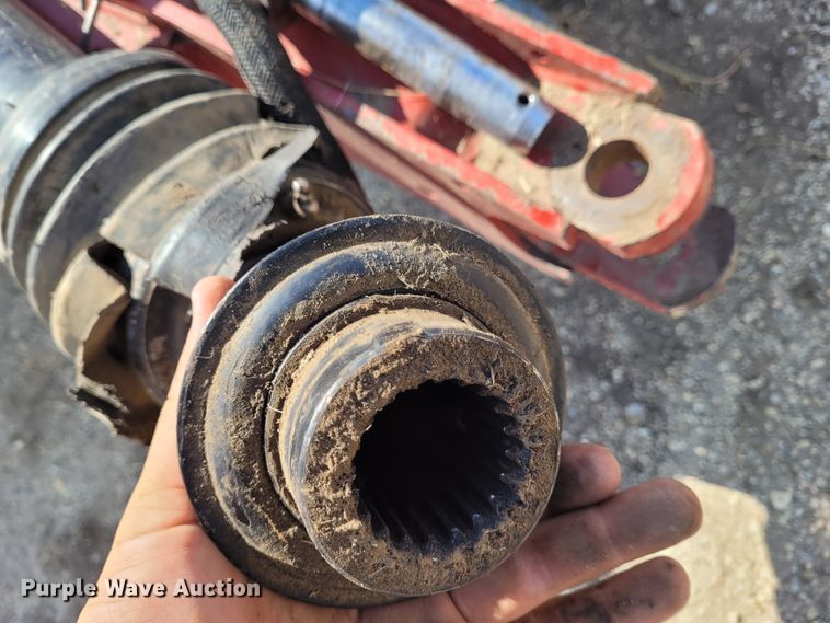 image for item DG3528 2013 New Holland BR7090 Specialty Crop  round baler