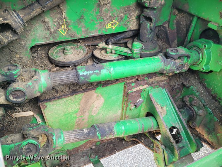 image for item DG3530 2007 John Deere 4995  windrower