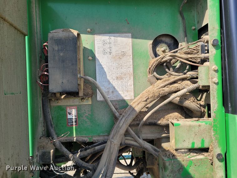 image for item DG3530 2007 John Deere 4995  windrower