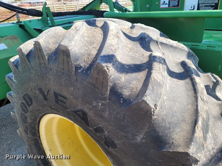 image for item DG3530 2007 John Deere 4995  windrower