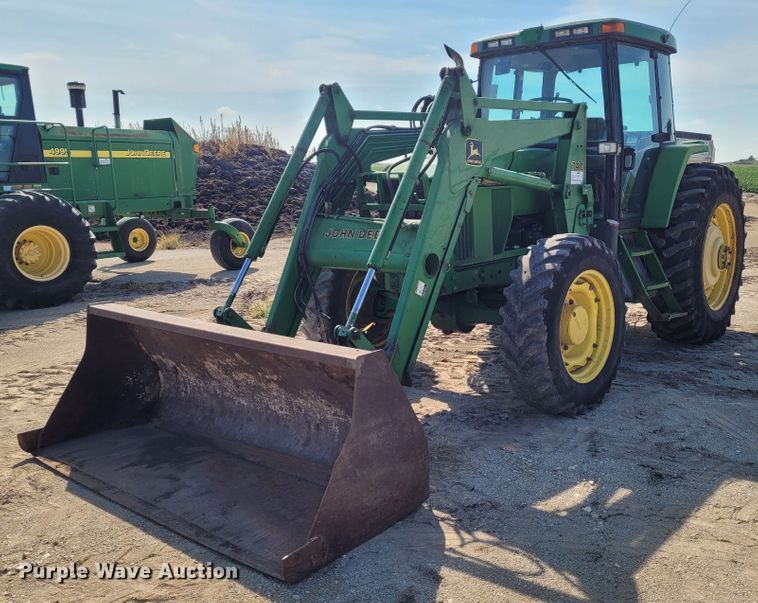 image for item DG3531 1994 John Deere 7200  MFWD tractor