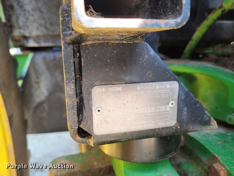 image for item DG3531 1994 John Deere 7200  MFWD tractor