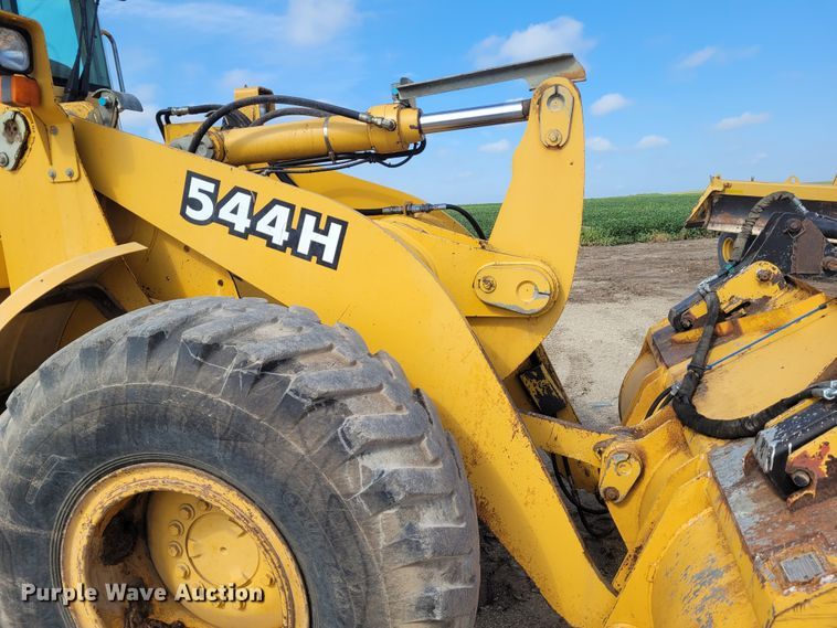 image for item DG3532 2001 John Deere 544H  wheel loader