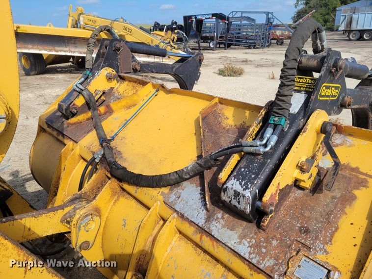 image for item DG3532 2001 John Deere 544H  wheel loader