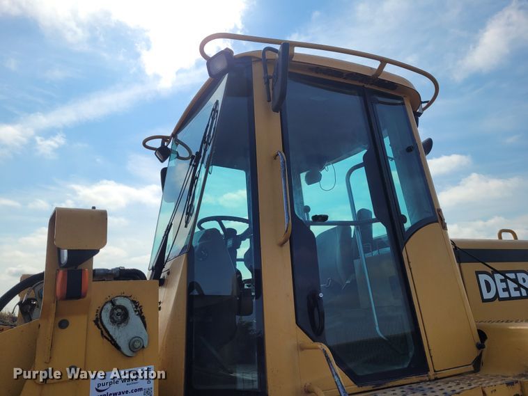 image for item DG3532 2001 John Deere 544H  wheel loader