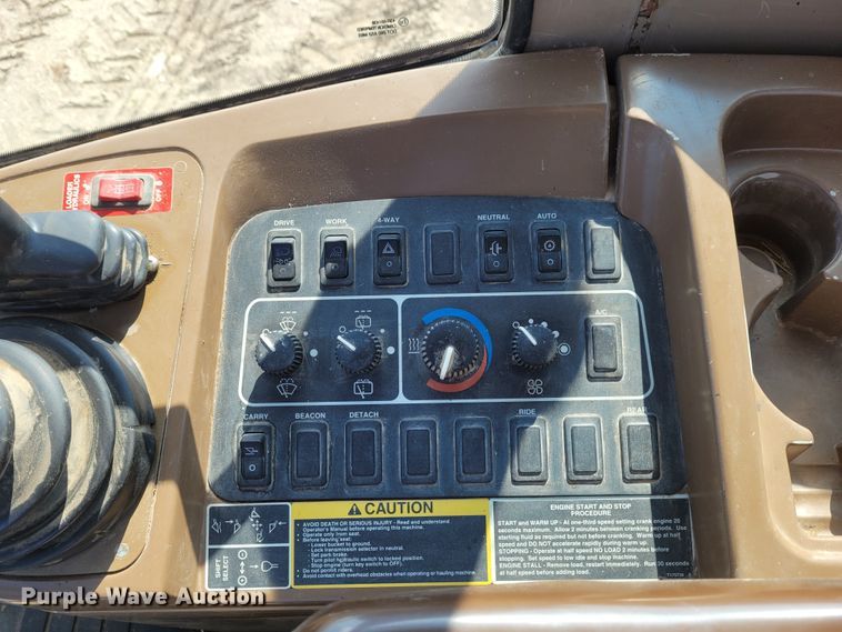 image for item DG3532 2001 John Deere 544H  wheel loader