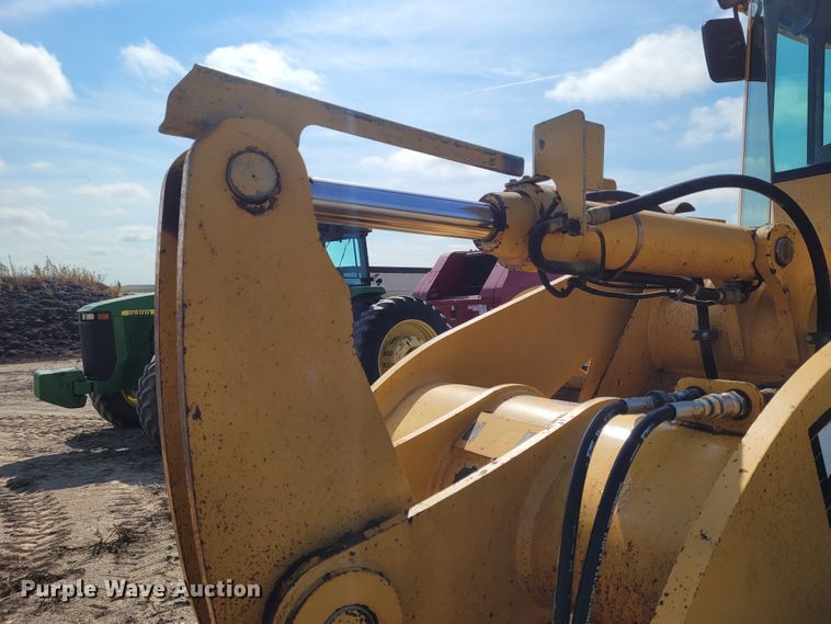 image for item DG3532 2001 John Deere 544H  wheel loader