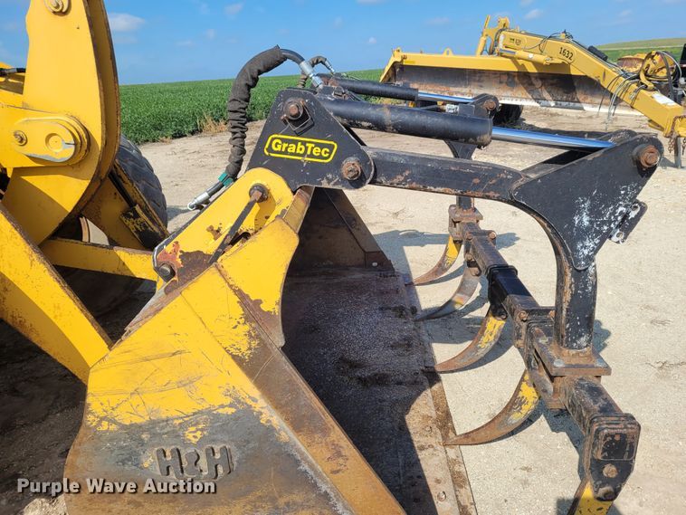 image for item DG3532 2001 John Deere 544H  wheel loader