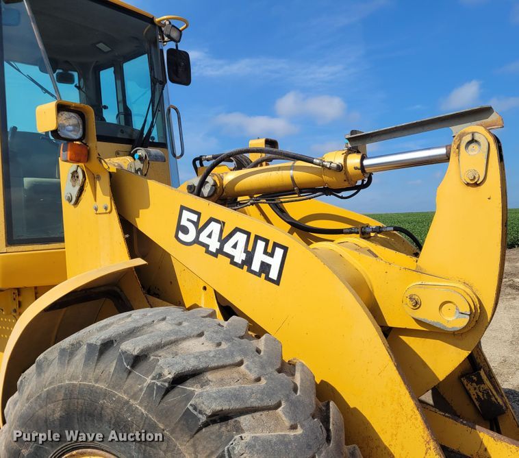 image for item DG3532 2001 John Deere 544H  wheel loader