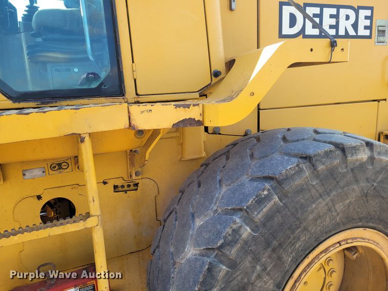 image for item DG3532 2001 John Deere 544H  wheel loader
