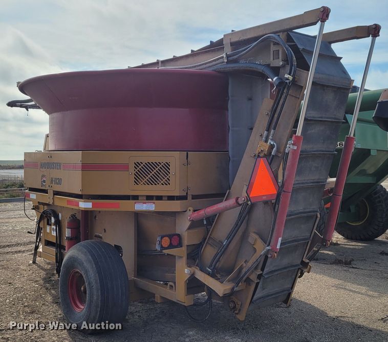 image for item DG3533 HayBuster Big Bite H1130  tub grinder