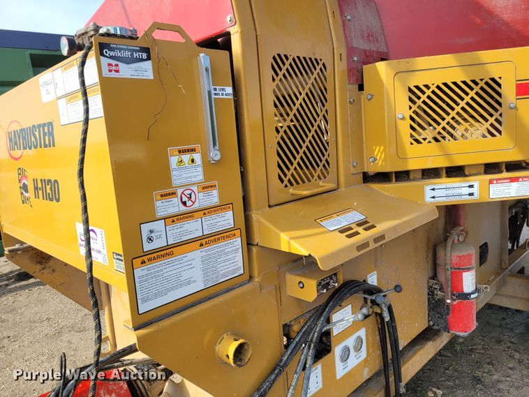 image for item DG3533 HayBuster Big Bite H1130  tub grinder