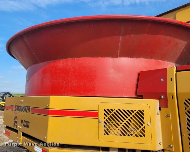 image for item DG3533 HayBuster Big Bite H1130  tub grinder