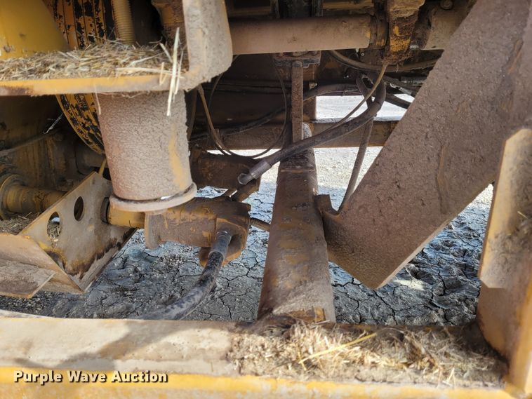 image for item DG3533 HayBuster Big Bite H1130  tub grinder