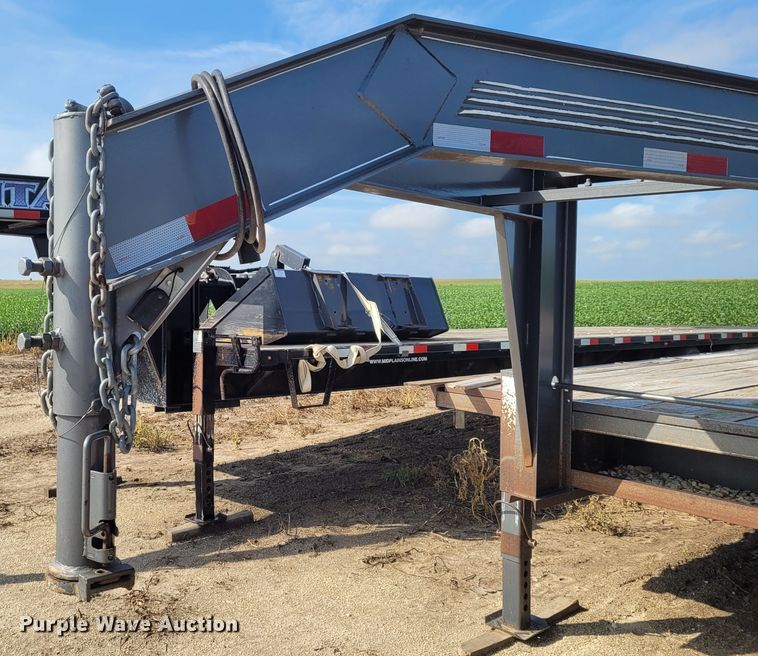 image for item DG3537 2009 Titan  equipment trailer