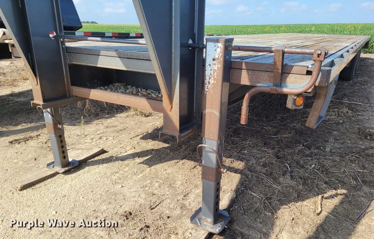 image for item DG3537 2009 Titan  equipment trailer