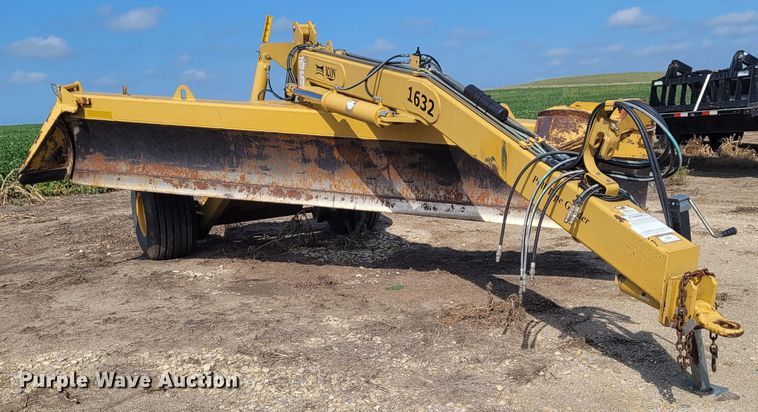 image for item DG3539 Landoll Icon 1632  grader