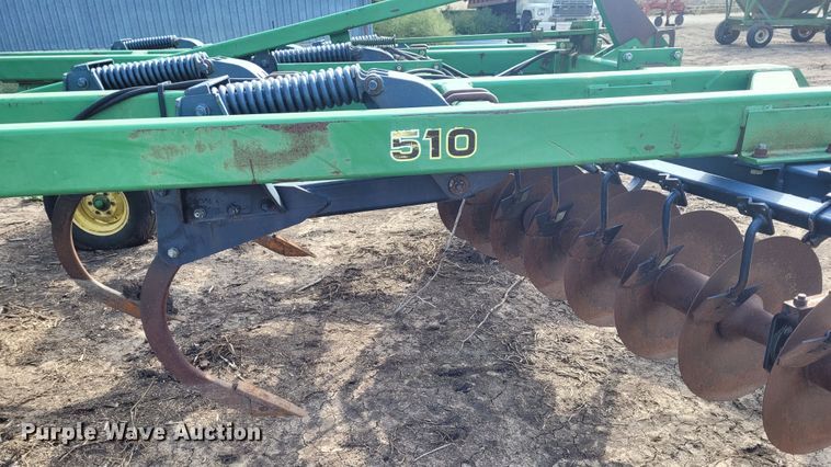 image for item DG3542 John Deere 510  disk ripper