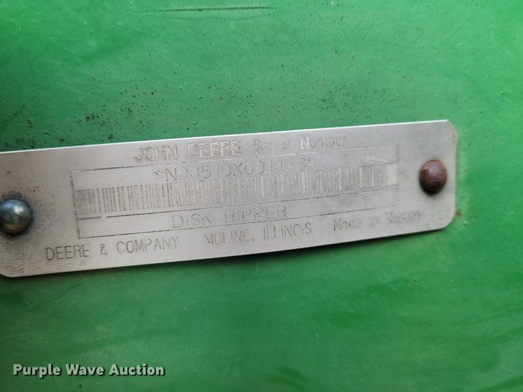 image for item DG3542 John Deere 510  disk ripper