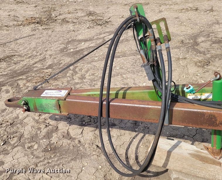 image for item DG3542 John Deere 510  disk ripper