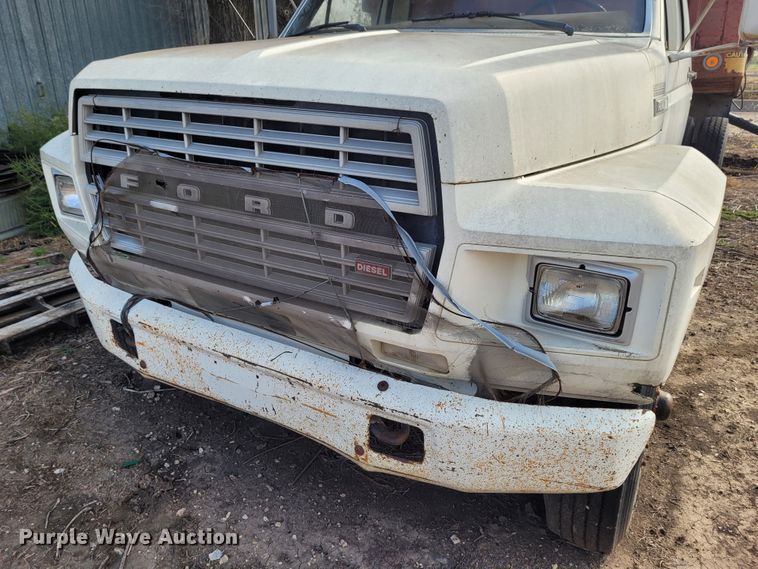 image for item DG3545 1980 Ford  grain truck