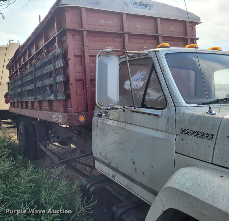 image for item DG3545 1980 Ford  grain truck