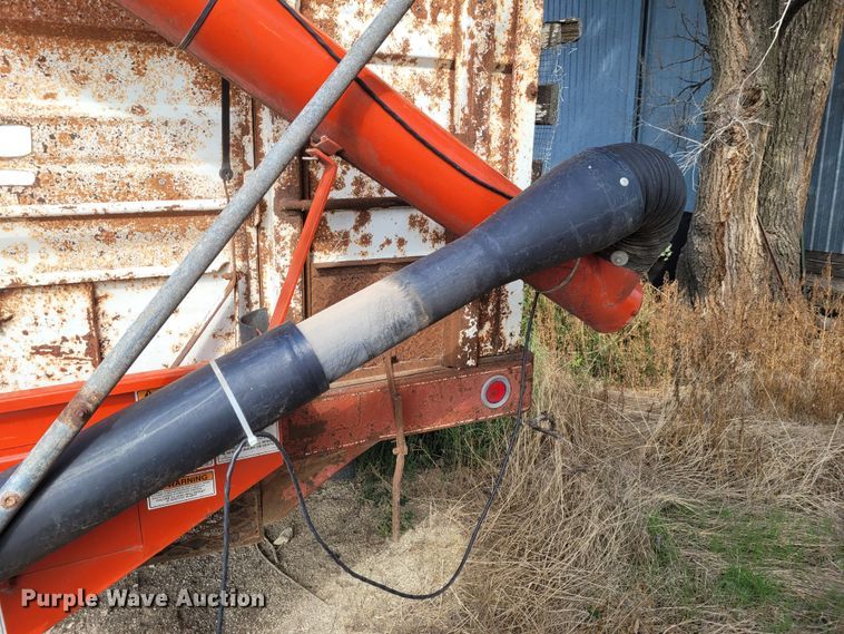 image for item DG3545 1980 Ford  grain truck