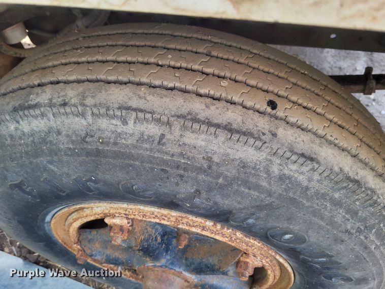 image for item DG3545 1980 Ford  grain truck