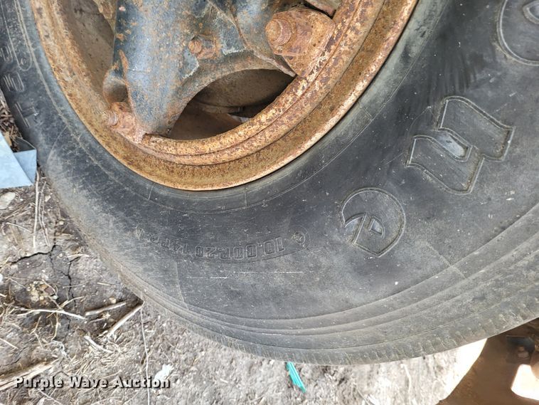 image for item DG3545 1980 Ford  grain truck