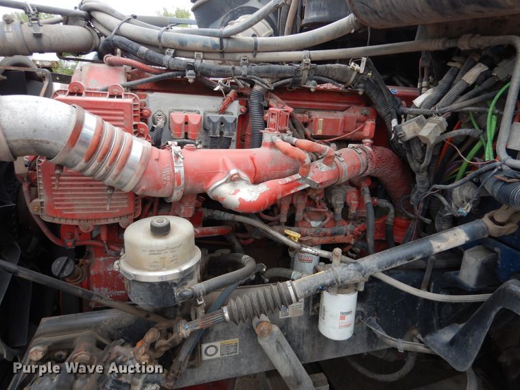 image for item AF9871 2010 Peterbilt 387  semi truck