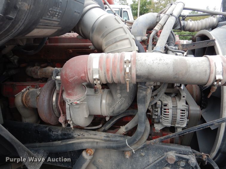 image for item AF9871 2010 Peterbilt 387  semi truck