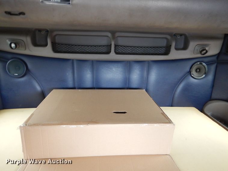 image for item AF9871 2010 Peterbilt 387  semi truck