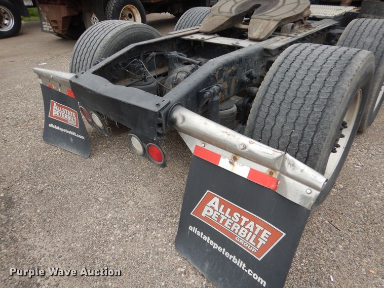 image for item AF9871 2010 Peterbilt 387  semi truck