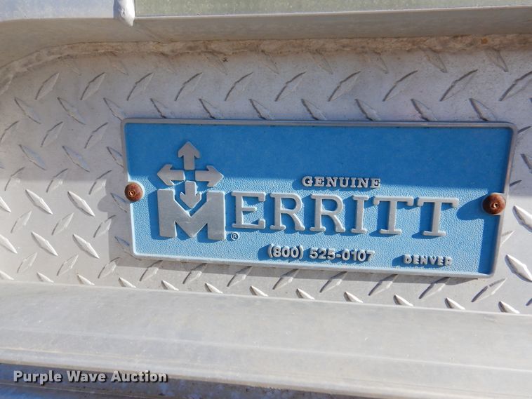 image for item DI5739 1997 Freightliner Classic XL FLD120  semi truck