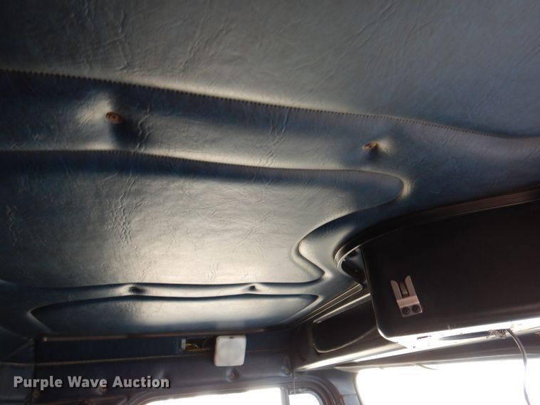 image for item DI5739 1997 Freightliner Classic XL FLD120  semi truck