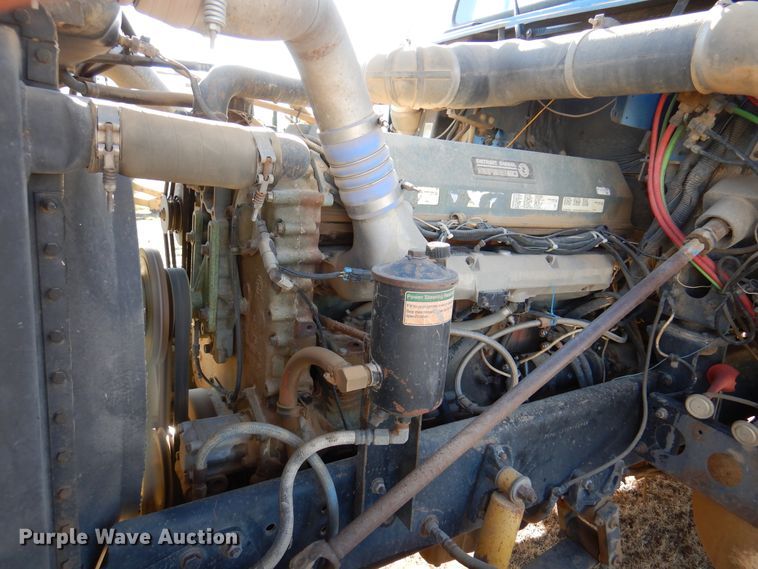 image for item DI5739 1997 Freightliner Classic XL FLD120  semi truck