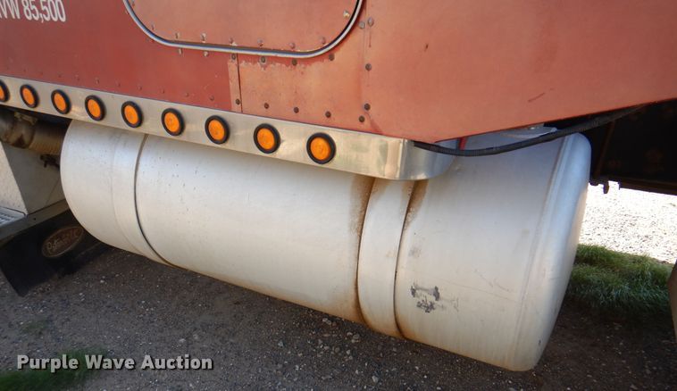 image for item DI5742 1995 Peterbilt 379  semi truck