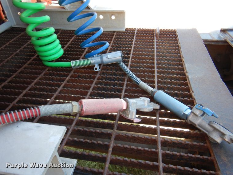 image for item DI5742 1995 Peterbilt 379  semi truck