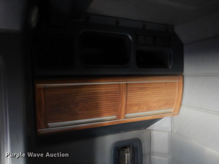 image for item DI5742 1995 Peterbilt 379  semi truck