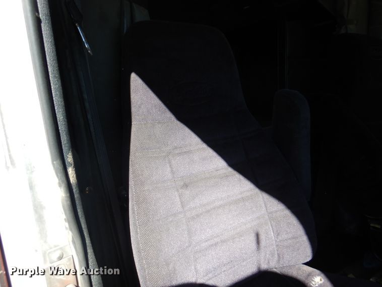 image for item DI5742 1995 Peterbilt 379  semi truck